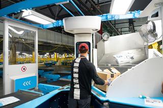 Praca w magazynie Amazon