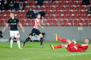 Ekstraklasa: Cracovia - Górnik Zabrze 3:0. Pasy idą na mistrza? [WIDEO]