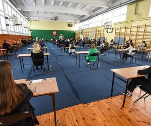 Matura 2023 język polski - lektura ZNANA przed 4 maja? Uczniowie nie będą zadowoleni!