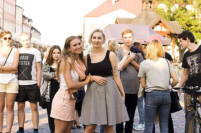 Fisz Emade Tworzywo na Rynku w Rzeszowie