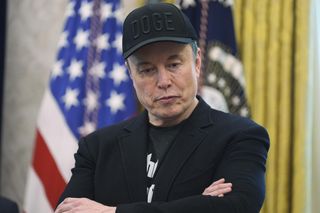 Elon Musk w Białym Domu. Miał podbite oko!