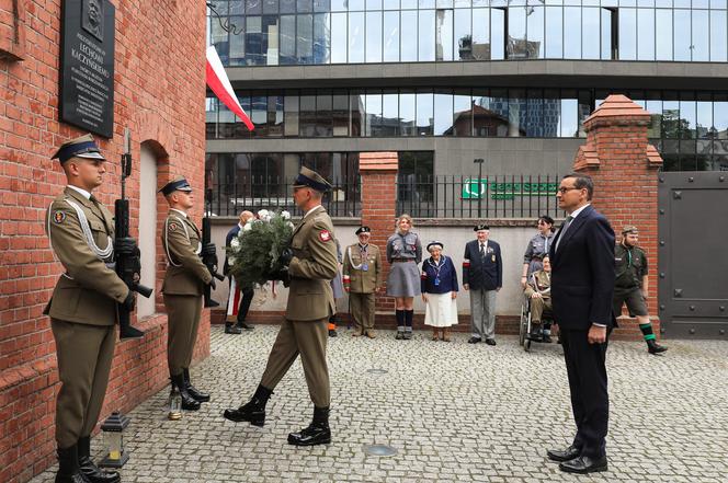 Wszystkie niemieckie placówki dyplomatyczne w Polsce opuściły flagi do połowy masztu 