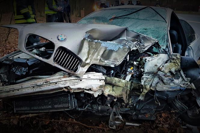 Wypadek w Pędzewie - BMW zmasakrowane!