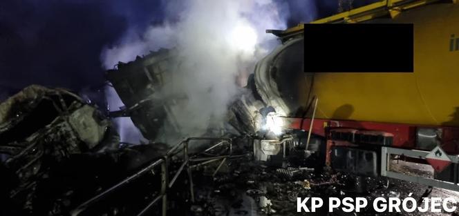 Śmiertelny wypadek pod Grójcem na DK 50 - Zderzyły się dwie ciężarówki