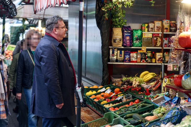 Michał Wójcik w bezcukrowej kawiarni
