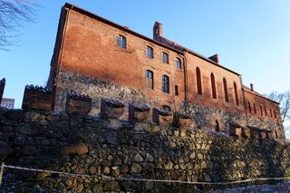 Zamek Bierzgłowski nieopodal Torunia. Zaciszne miejsce pełne historii idealne na spacery [GALERIA]