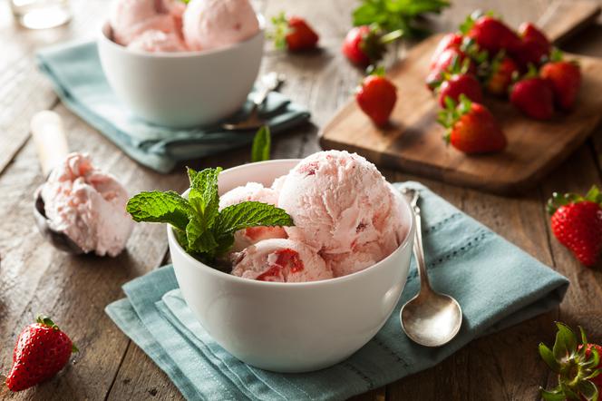 Domowe lody truskawkowe - zdrowy deser
