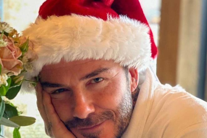 David Beckham w czapce Mikołaja