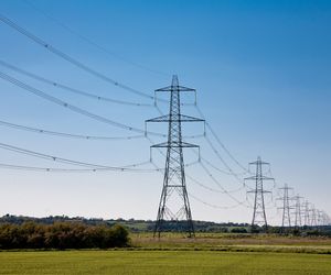 Linie energetyczne. Przewody w napowietrznych liniach energetycznych