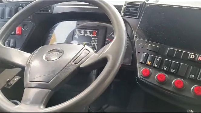 Dziewczyny za kierownicę w PKM Katowice. Kampania ma zachęcić kobiety, by prowadziły autobusy