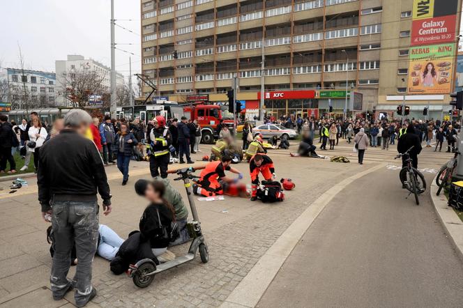 Wypadek w Szczecinie plac Rodła 