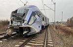 Zderzenie pociągu z ciężarówką. Skład PKP Intercity się wykoleił. Trwa akcja ratunkowa