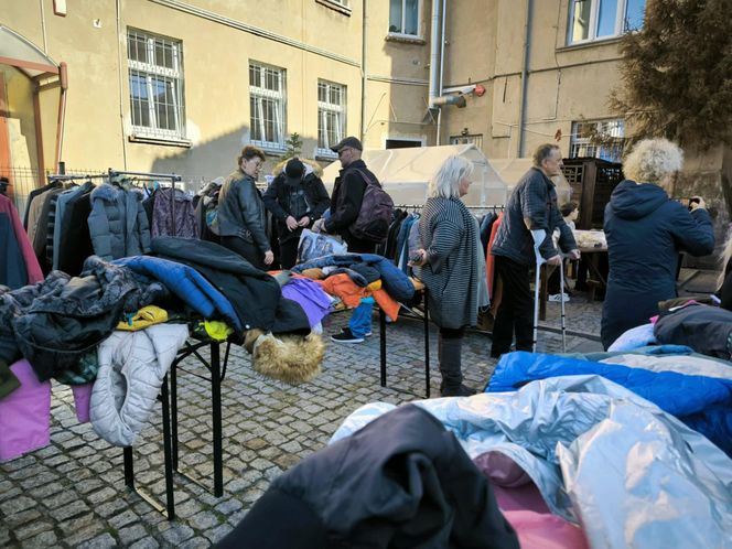 Akcja "Podziel się kurtką"