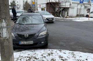  Podczas pościgu w Warszawie zderzyli się z nauką jazdy. Policjanci z Łodzi próbowali zatrzymać Gruzinów. „Czynności trwają”