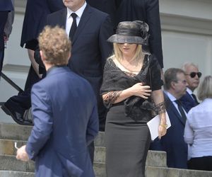 Gwiazdy pożegnały Jana Kulczyka: Jan Englert, Piotr Adamczyk i Paweł Deląg na pogrzebie 