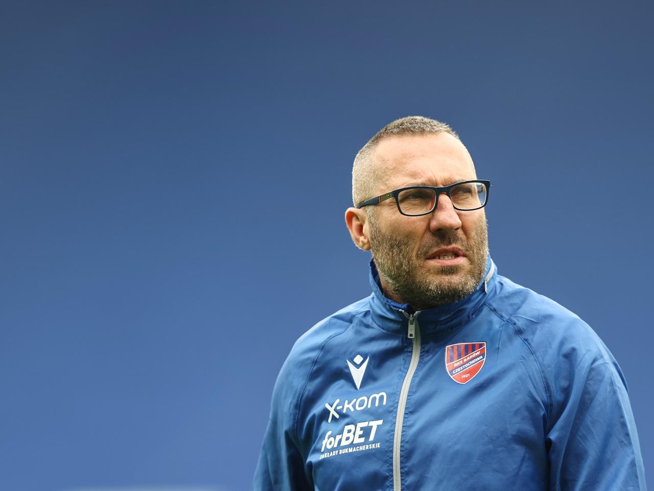 Marek Papszun nie wytrzymał i odpalił się przed kamerami! To tak głupie, płytkie i mizerne.... Nie hamował się