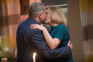 Na Wspólnej odcinek 2733, Danka (Lucyna Malec), Janusz (Janusz Zadura)