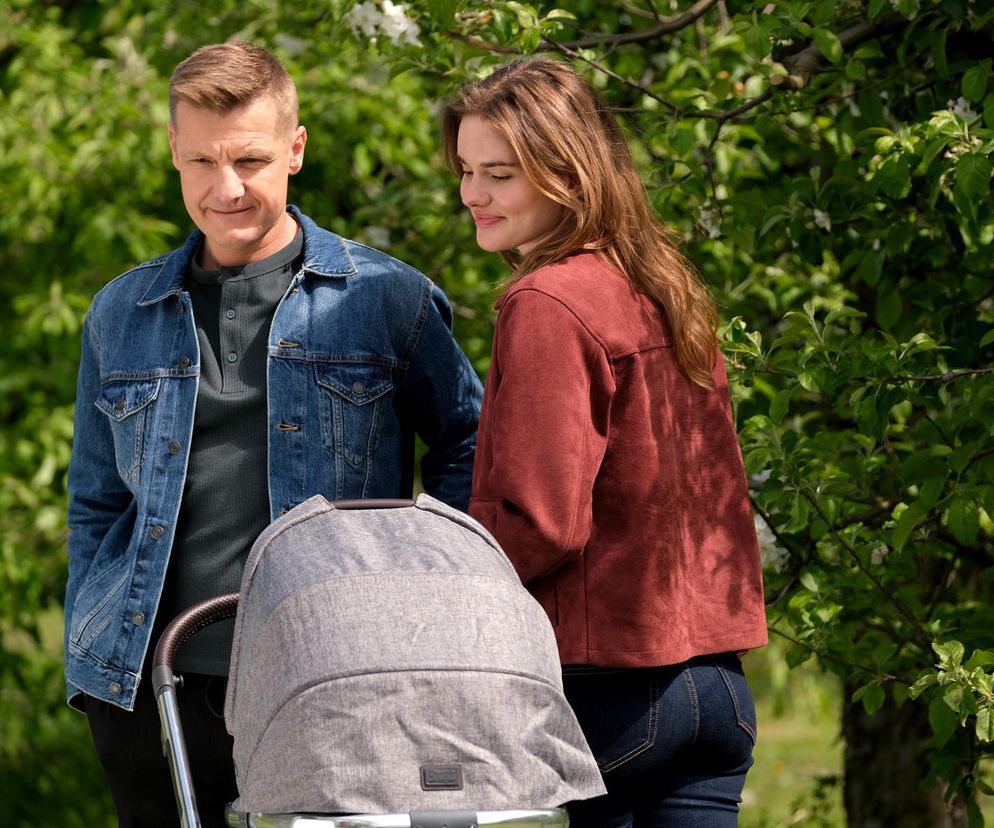 M jak miłość. Franka z Pawłem jednak wybudują dom w Grabinie?! Narodziny Antosia skłonią ich do przeprowadzki - ZDJĘCIA