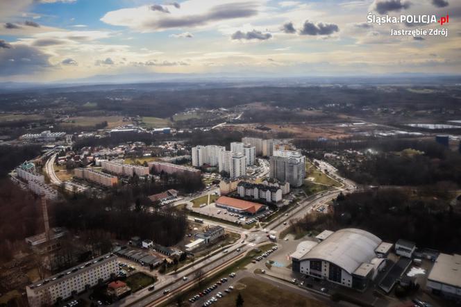 Policja używa do poszukiwań helikoptera