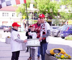 Siatkarze KPS-u z medalami na szyi, dziękowali kibicom za udany sezon