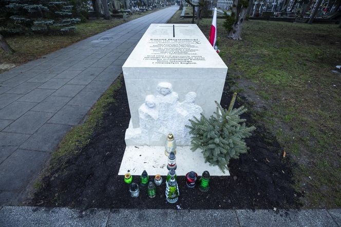 Matka Morawieckiego spocznie we Wrocławiu, jej mąż ma grób w Warszawie 