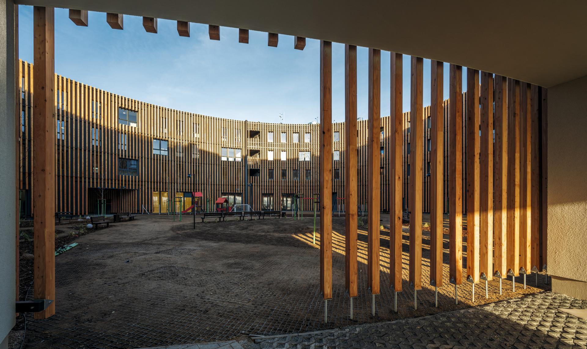 Dom wielopokoleniowy z przedszkolem, mieszkaniami dla seniorów oraz mieszkaniami dla młodych rodzin 10