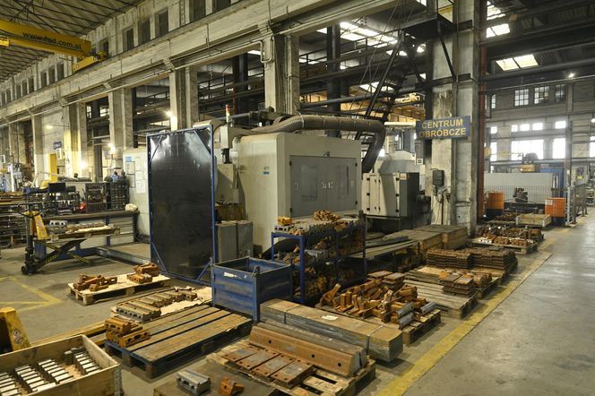 Kraków buduje Warszawie plac Zawiszy. Byliśmy w fabryce, gdzie powstanie 121 elementów wielkiej układanki