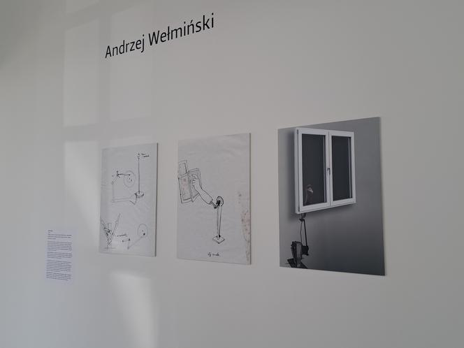 Instalacja Andrzeja Wełmińskiego "don't look"