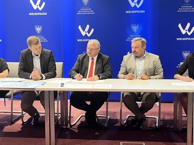 Podpisanie umowy na dofiansowanie w ramach programu "Deszczówka" 2025