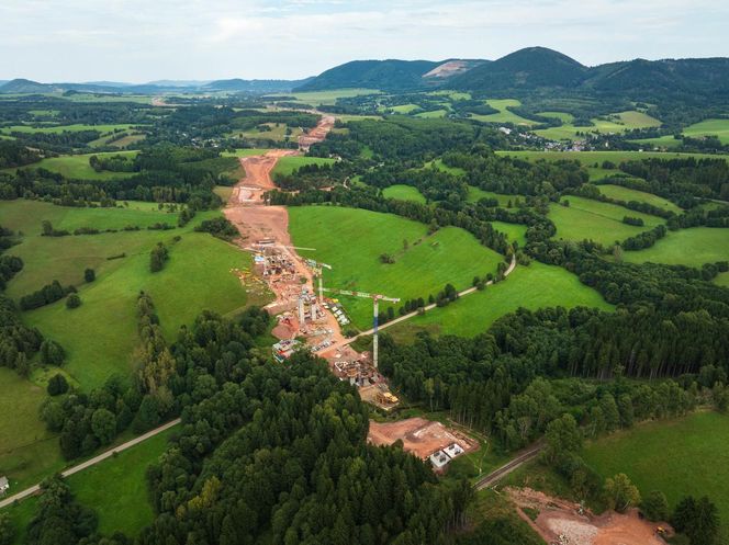 Autostrada D11 w Czechach - zdjęcia z budowy - sierpień 2025
