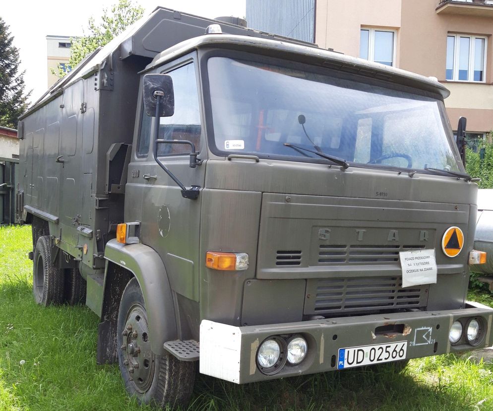 Lublin - AMW sprzeda powojskowy sprzęt i pojazdy