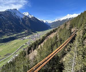 Najnowsza atrakcja turystyczna w dolinie Stubai: nowy most wiszący