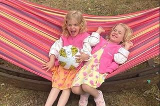 M jak miłość nowy sezon na planie. Bliźniaczki Emilka i Zuzia (Julia, Marcelina Kempka)