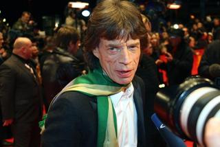 Syn Micka Jaggera przeszedł operację. W jakim jest stanie? Intymne zdjęcia ze szpitala