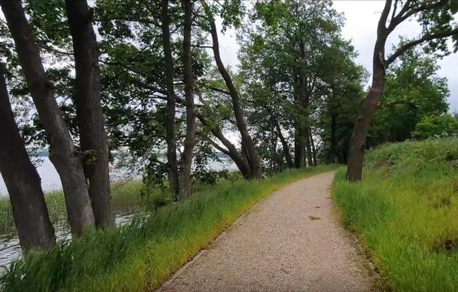 Nowa atrakcja w Ełku. Kolejny odcinek promenady nad Jeziorem Ełckim gotowy