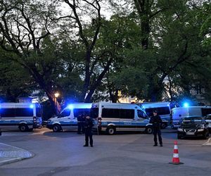 Masakra siekiera na Uniwersytecie Warszawskim. Kobieta z podciętą głową