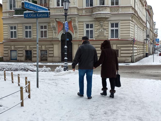 Leszno wygląda bajkowo! Na walentynki sypnęło śniegiem