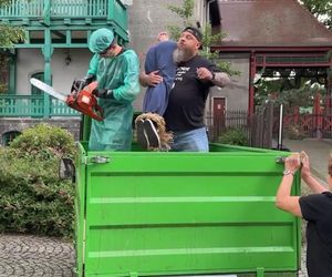Gang z ZOO Wrocław podbija sieć! Takiego ostrzeżenia jeszcze nie widziałeś
