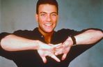  Jean-Claude Van Damme może mieć poważne kłopoty. W tle handel ludźmi 