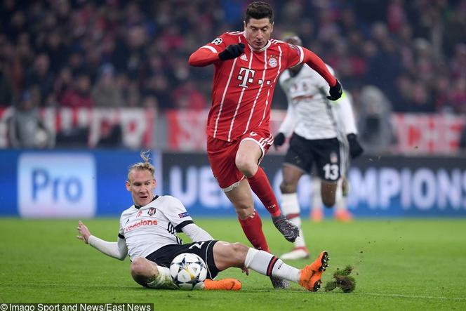 Robert Lewandowski w meczu Bayern - Besiktas