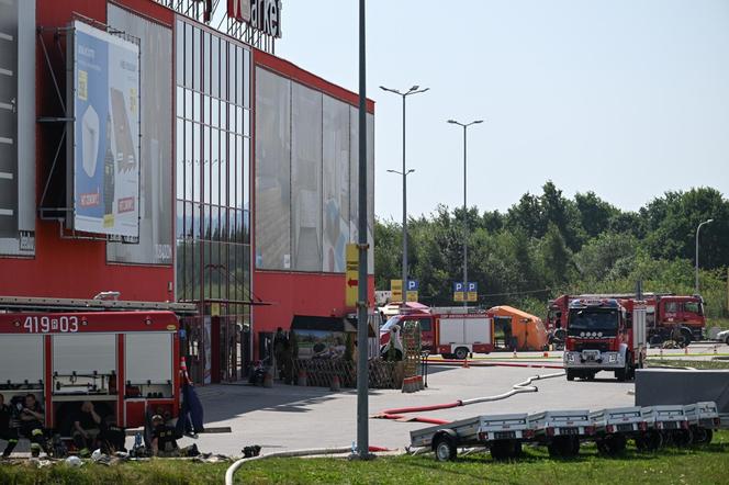 Służby ostrzegają! Alarmowy poziom amoniaku w związku z pożarem w Krośnie