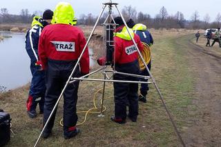 Lubelskie: TRAGICZNY finał poszukiwań 45-latka. Wyłowili ciało z Krzny [ZDJĘCIA]