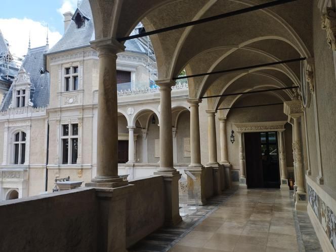 To największy od 50 lat remont - jak przebiegają prace na Zamku w Gołuchowie?