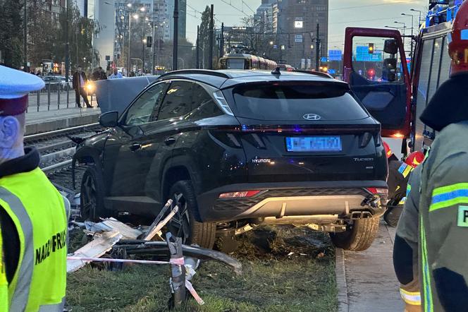 Totalny armagedon w centrum Warszawy. Nie kursują żadne tramwaje