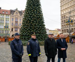 Tak najlepiej dojedziesz na Jarmark Bożonarodzeniowy 2024 we Wrocławiu