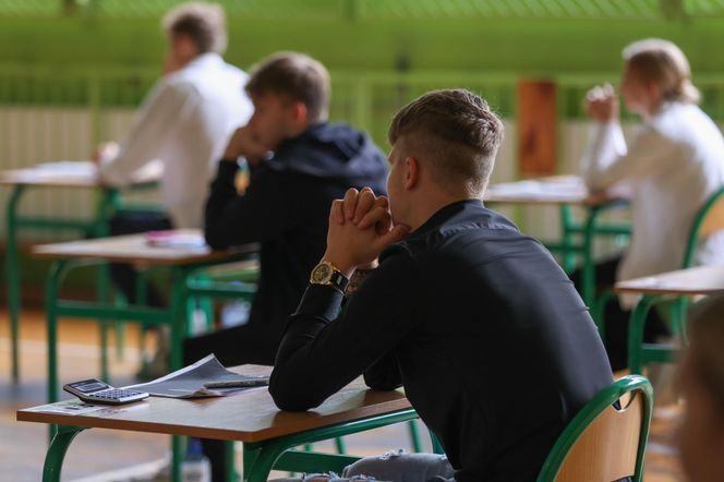 Matura chemia 2025 poziom rozszerzony. Pobierz ODPOWIEDZI, gotowe rozwiązania i arkusze CKE, zadania