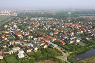 Ta warszawska dzielnica dawniej była atrakcyjnym letniskiem. Do dziś zachwyca malowniczymi widokami