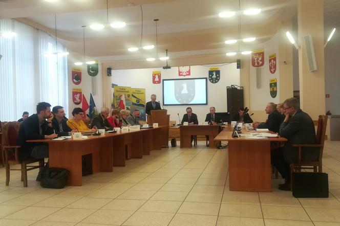 Samorząd Powiatu Ostrzeszowskiego bierze pod lupę remont drogi Ostrzeszów-Siedlików