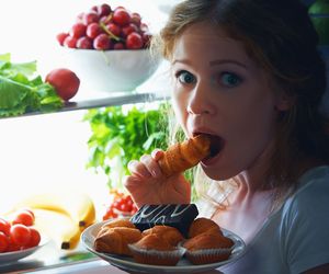 Zespół nocnego jedzenia – przyczyny, objawy, leczenie