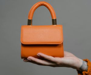 Te kolory będą rządzić jesienią i zimą 2025/26. Sprawdź, czy masz je w swojej szafie 